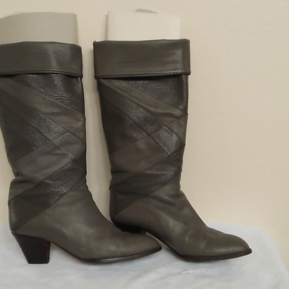 Elda Boutique Shoes - Elda Boutique Gray Boots Size 37 1/2